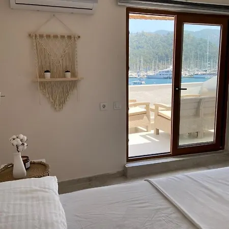 Artun House Apartament *